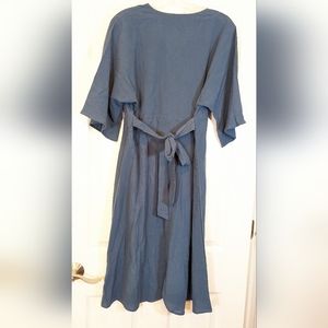 NWT Ursime Women's Maxi short sleeve back tie v neck crape material dress size M